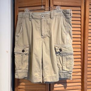 American Eagle Men's Tan Cargo Shorts y2k size 33